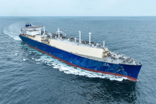 【重磅】“华山”提前7个月“出关” 公司创造半月交付2艘大型LNG船纪录