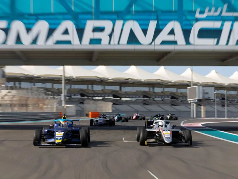 Freddie Slater Leads as F4 UAE Championship Resumes in Dubai